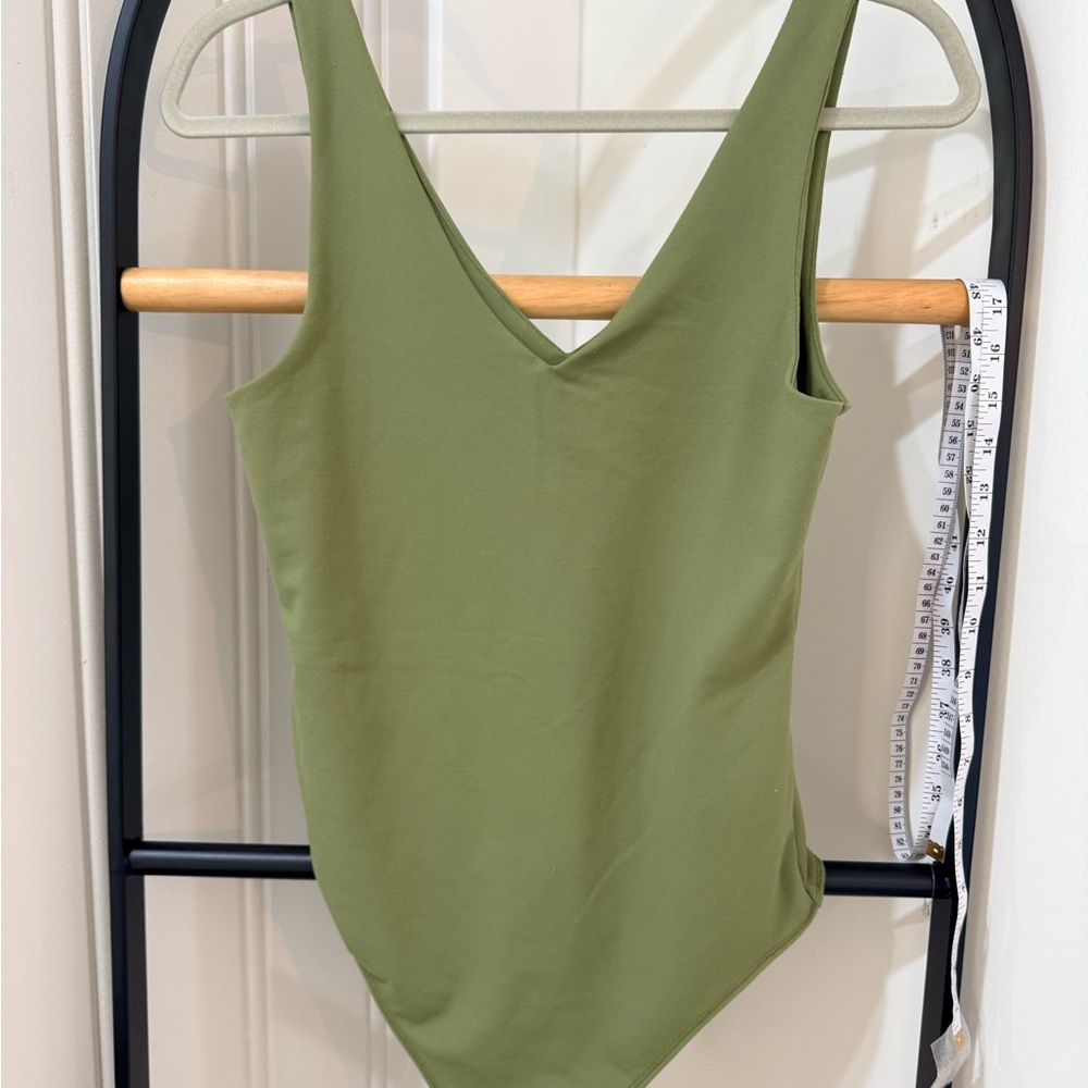 Abercrombie & Fitch Seamless Fabric V-Neck Bodysuit.